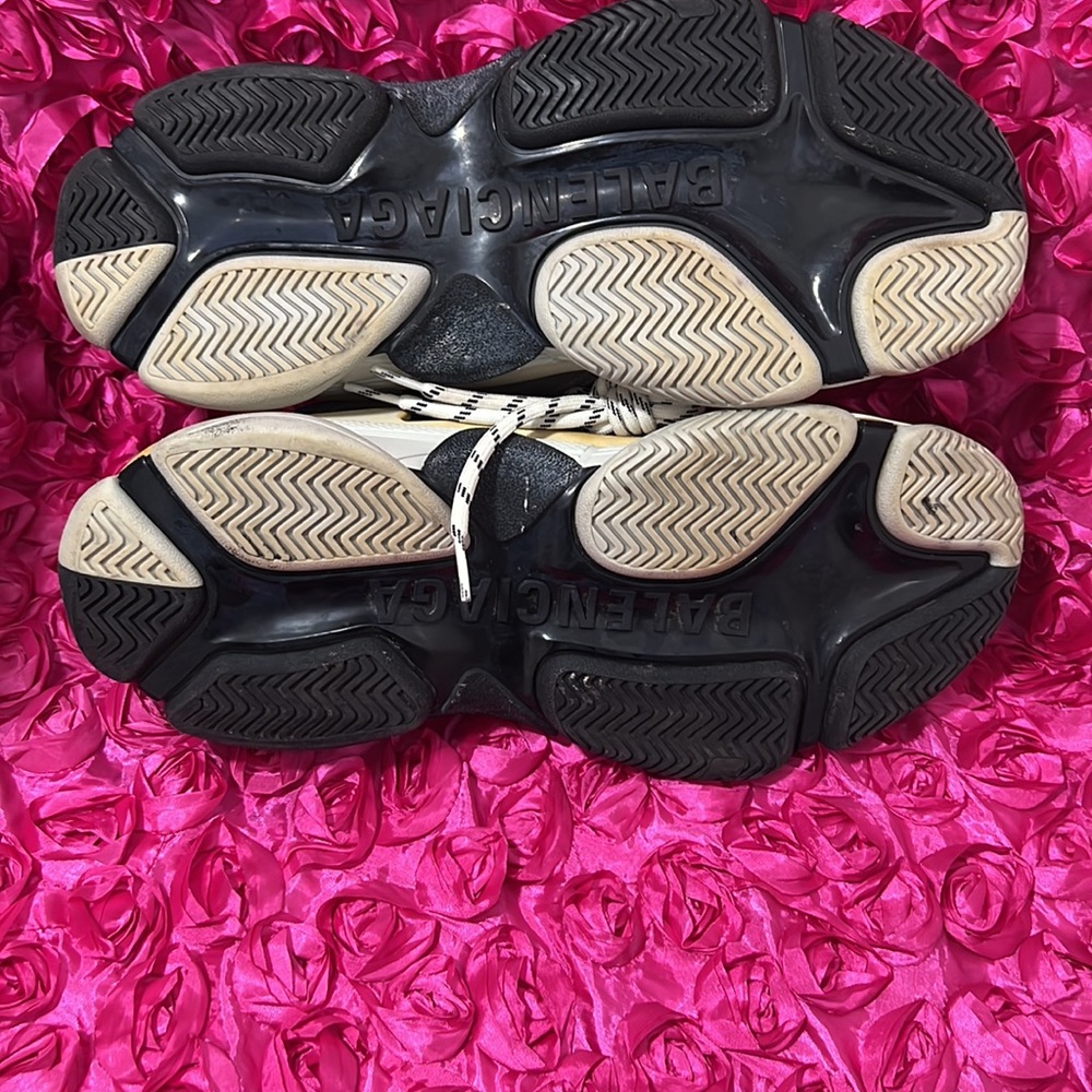Balenciaga Triple S Sneaker Split - Picture 9 of 13